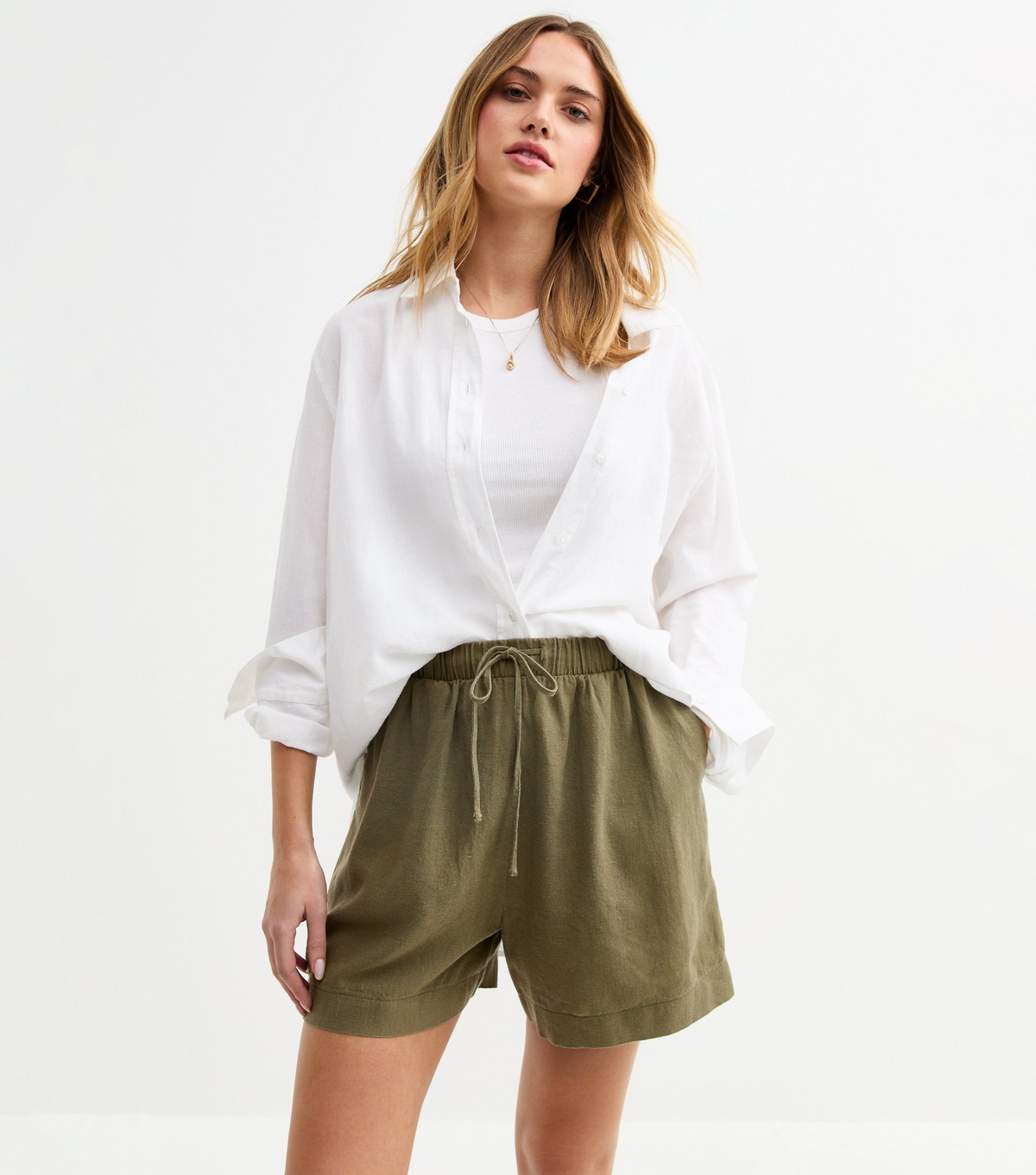 Women's Green Linen Blend Drawstring Waist Shorts New Look