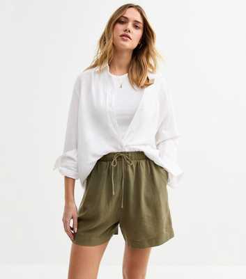 Green Linen Blend Drawstring Waist Shorts