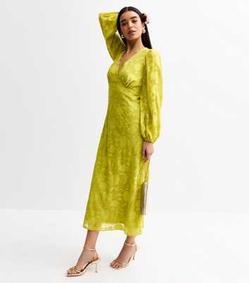 Green Floral Patterned Long Sleeve Midi Dress