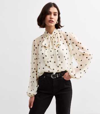 Off White Crinkled Chiffon Pussybow Blouse