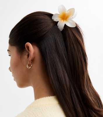 White Two Tone Flower Hair Claw Clip