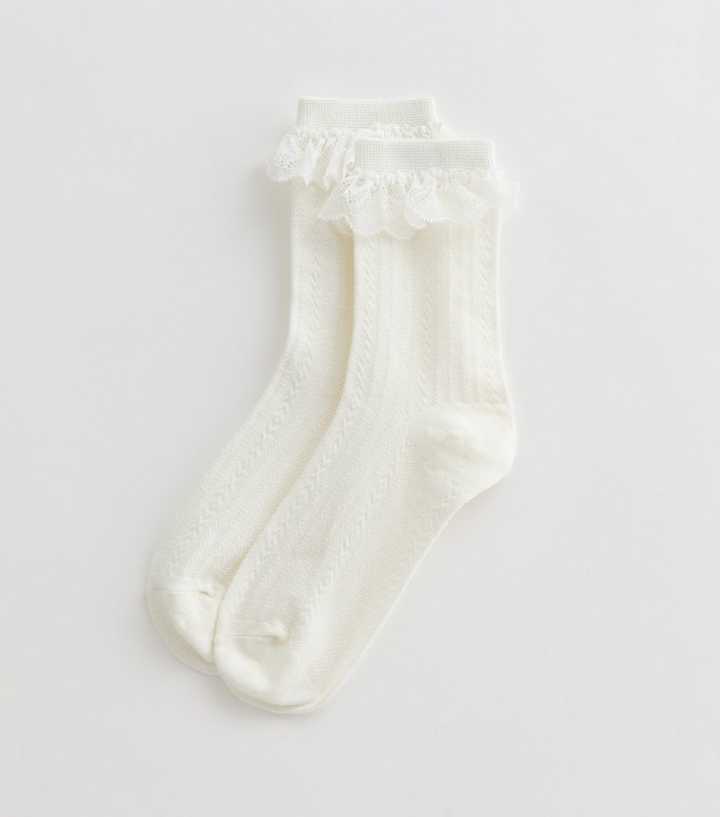 Cream Cable Knit Frilly Trim Socks