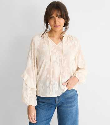 Gini London Cream Jacquard Floral Long Sleeve Blouse