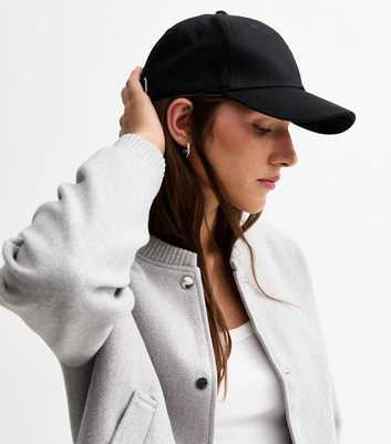 Black Baseball Cap
