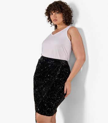 Apricot Curves Black Velvet Sequin Skirt New Look