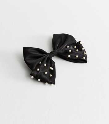 Black Faux Pearl Asymmetric Mesh Bow Hair Clip