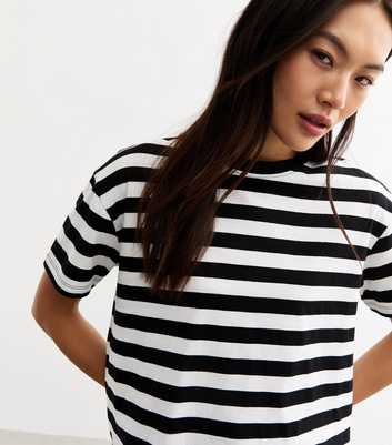 White Striped Short Sleeve T-Shirt 