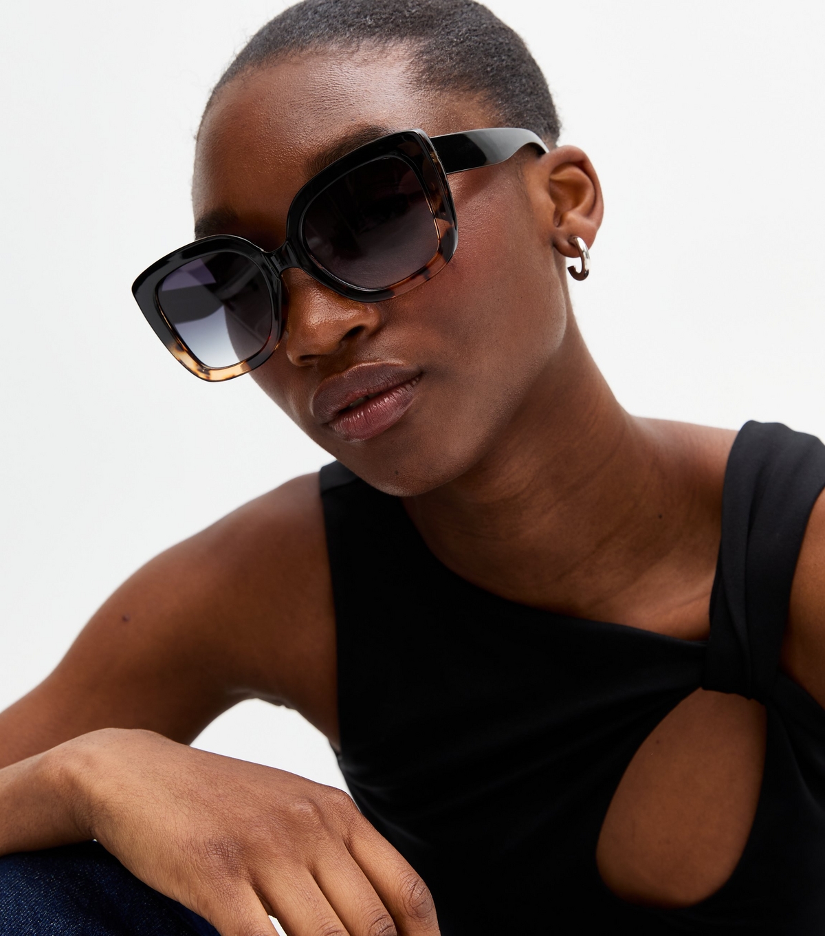 Black Gradient Tortoiseshell Effect Sunglasses New Look