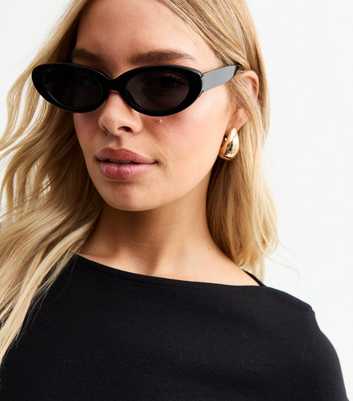 Black Oval Frame Sunglasses