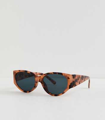 Brown Tortoiseshell Oval Sunglasses