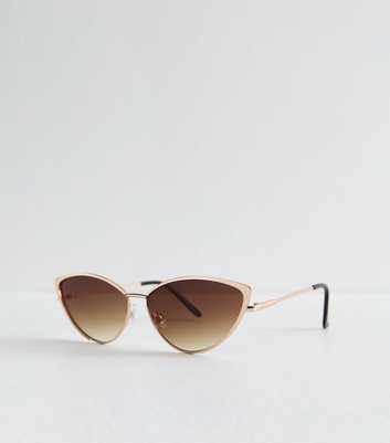 Gold Tone Metal Angular Cat Eye Sunglasses