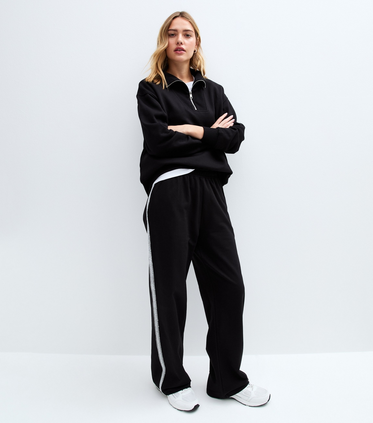 Women's Black Lace Trim Wide Leg Joggers New Look