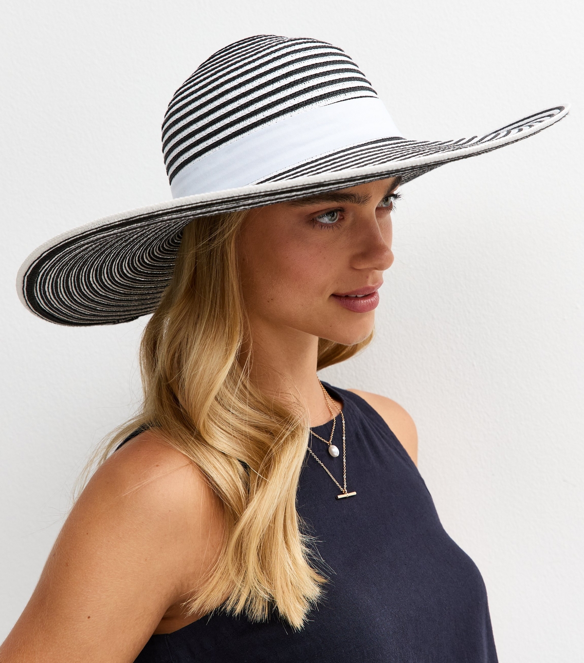 White Striped Straw-Look Floppy Wide Brim Hat New Look