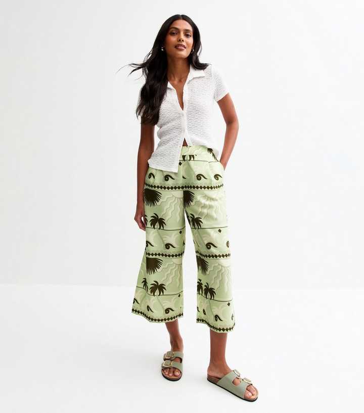Green Lightweight Sun Palm Tree Print Crop Trousers