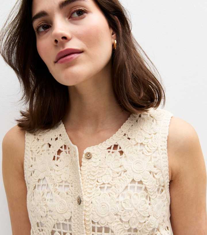 Cream Crochet Button Up Cropped Waistcoat