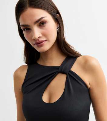 Black Keyhole Asymmetric Cropped Top