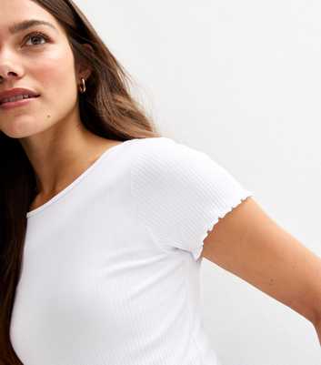 Petite White Ribbed Lettuce Trim Short Sleeve Tee