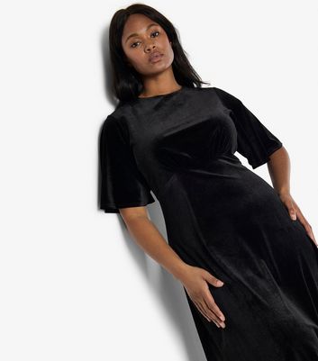 Apricot Curve Black Cap Sleeve Velvet Midi Dress New Look