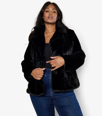 Apricot Curves Black Faux Fur Short Jacket New Look