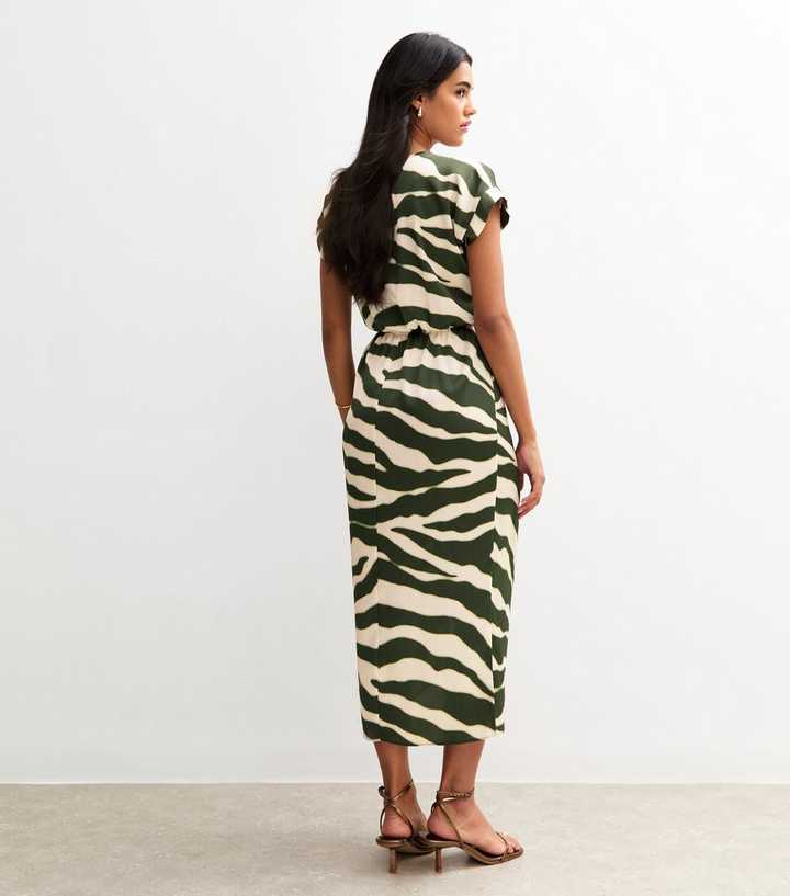 Green Zebra Print Wrap Midi Dress | New Look Green Zebra Print Wrap Midi Dress | New Look
