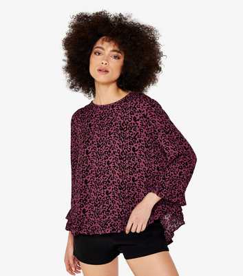 Apricot Burgundy Leopard Print Ruffle Back Button Top 