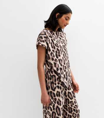 Brown Leopard Print Textured Slit Hem Top