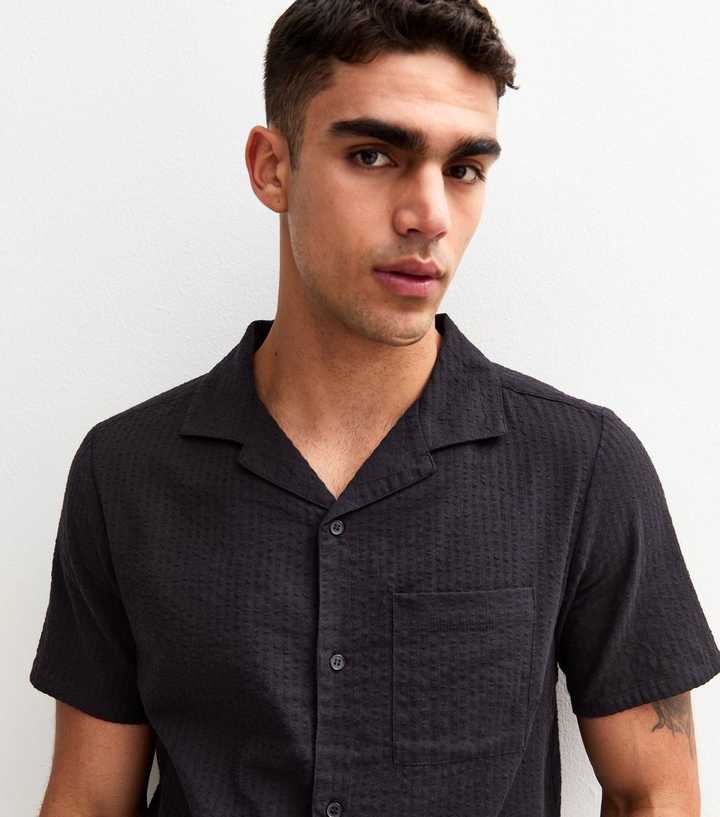 Black Relaxed Seersucker Short Sleeve Shirt | New Look