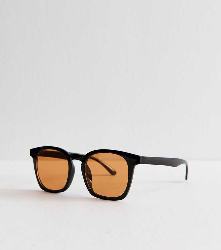 Black D-Frame Sunglases