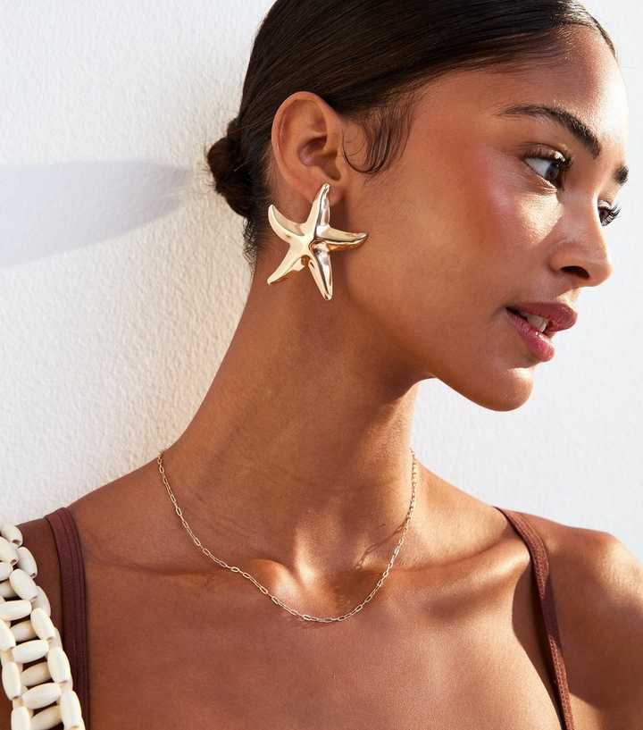 Gold Tone Shiny Oversized Starfish Earrings
