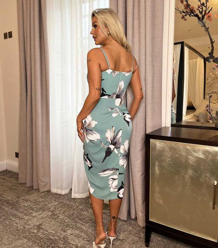 green emerald velvet dress TINMIIR Womens dresses Women's Summer Dresses Ditsy Floral Print Belted  Pleated Hem Midi Dress (Color : Mint Green, Size : X-Large) at Amazon  Women's Clothing store main image 0