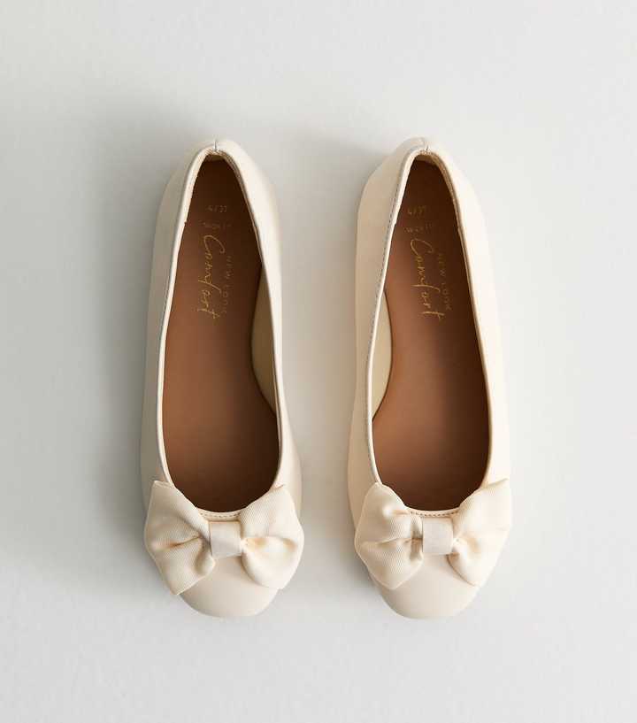 Wide Fit Off White Faux Leather Bow Ballet Flats