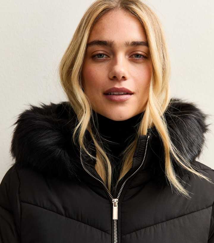 Black Hooded Faux Fur Trim Padded Jacket