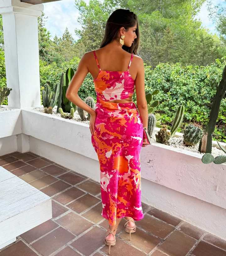 fitted lace wedding dress Green Floral Printed High Neck Maxi Dress – AX Paris