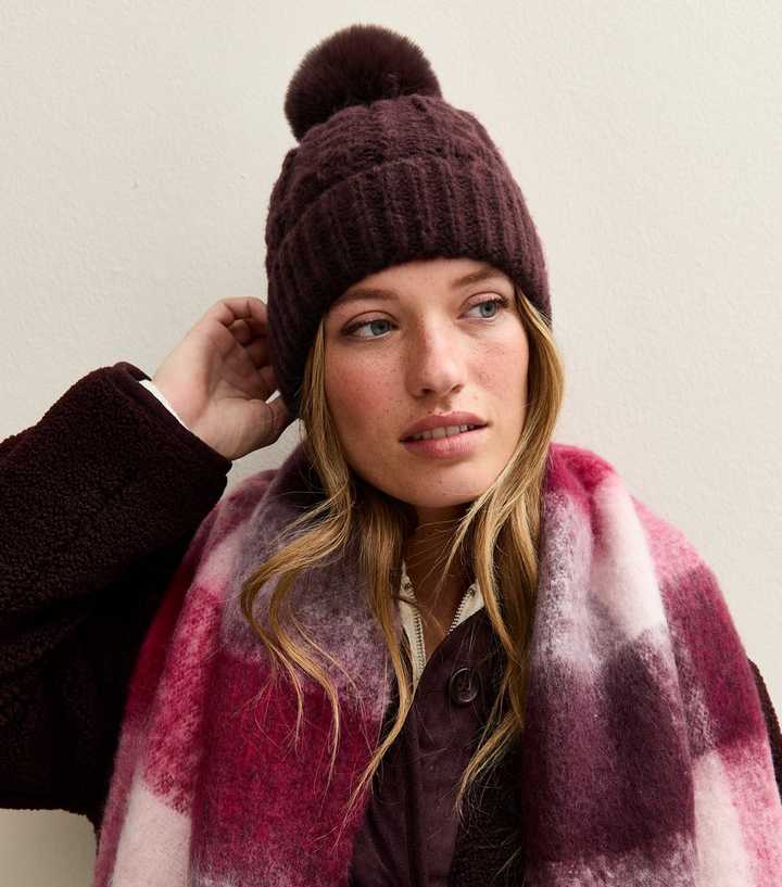 Dark Burgundy Cable Knit Faux Fur Pom Pom Bobble Hat