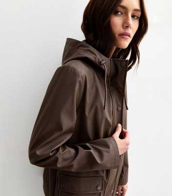 Dark Brown Water Resistant Drawstring Hood Rain Anorak