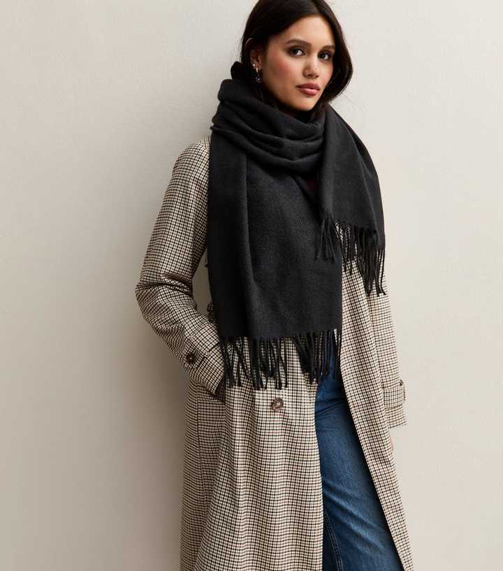 Black Long Fringed Midweight Knit Scarf