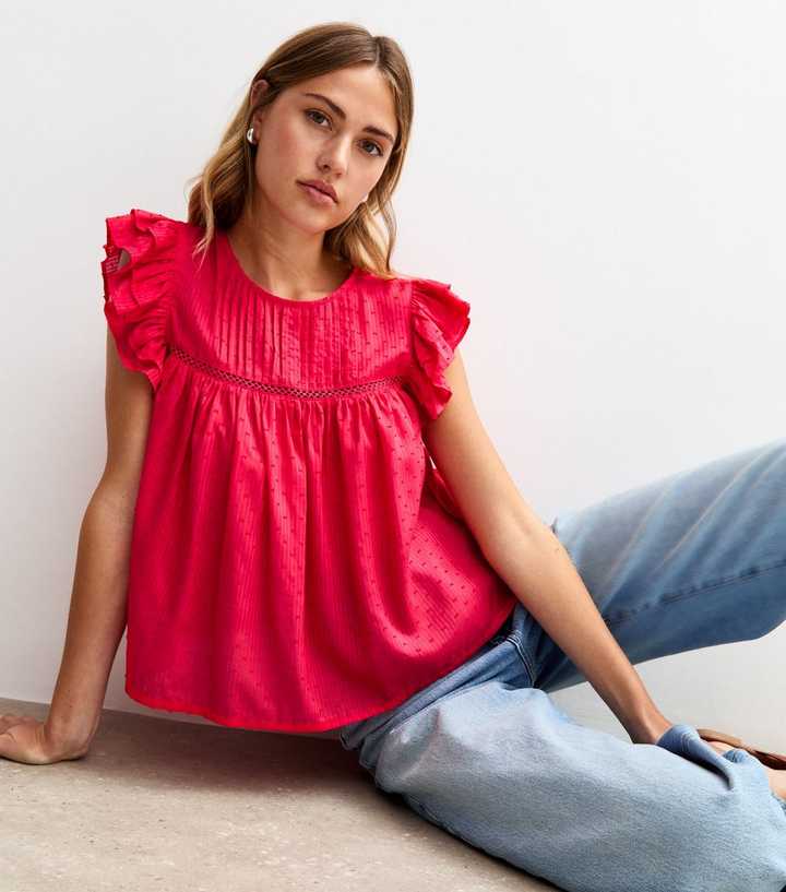 Red Lace Insert Ruffle Trim Sleeveless Top