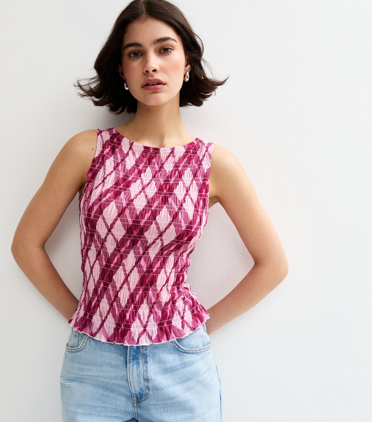 Women's Pink Checked Mesh Vest New Look
