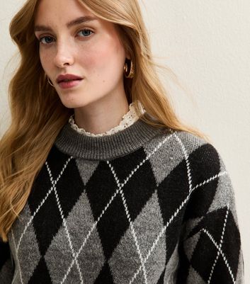 Grey Argyle Crew Neck Midweight Knit Jumper | New Look