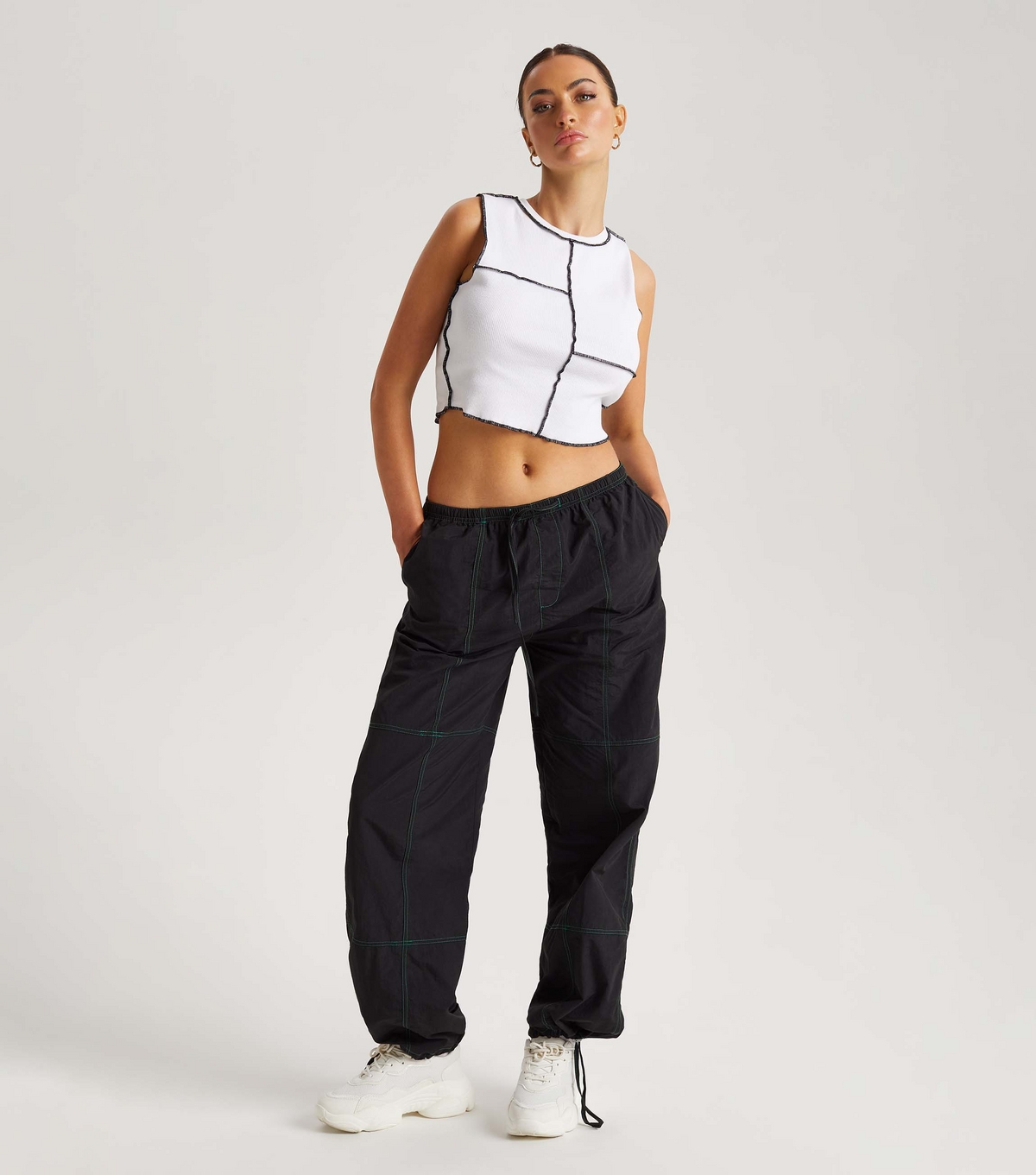 Women's Black Contrast Stitch Parachute Trousers Urban Bliss New Look