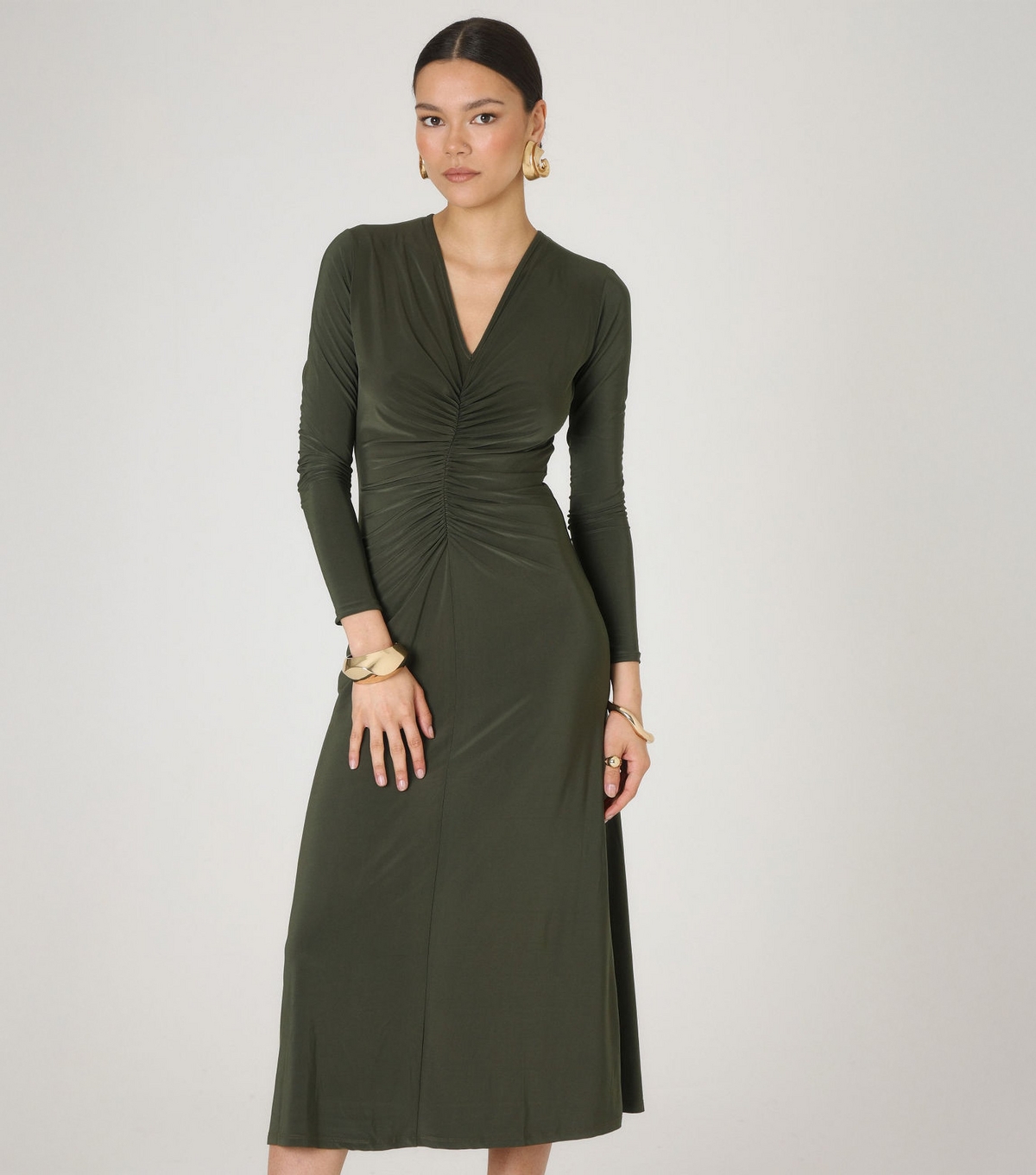 Women's Green Slinky Ruched V-Neck Midi Dress WKNDGIRL New Look
