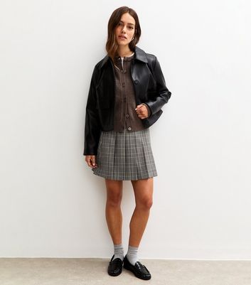 Petite Grey Box Pleat Checked Skirt | New Look