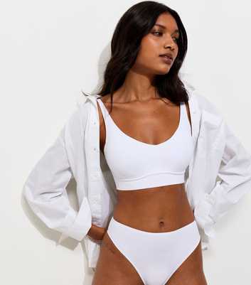 White Smooth Bonded Crop Top Bra