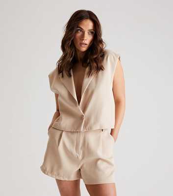 Urban Bliss Cream Tailored Bermuda Shorts