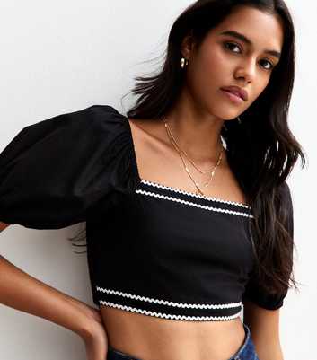 Black Ric Rac Trim Puff Sleeve Crop Top
