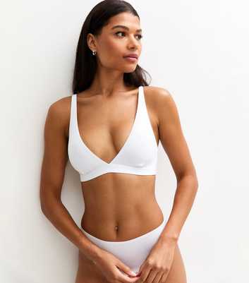 White Deep V-Neck Non Wired Bra