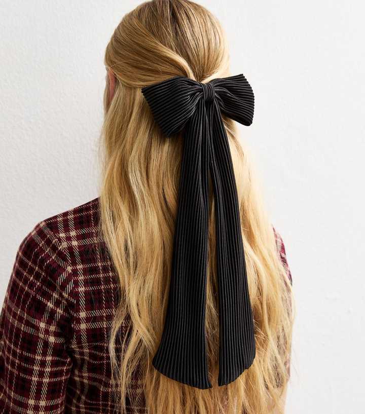 Black Plisse Bow Hair Clip