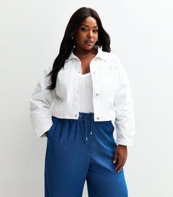 Urban Bliss Curve White Patch Pocket Cropped Jacket | New Look