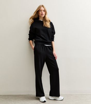Black Elasticated Waist Wide Leg Joggers New Look