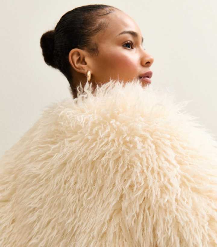 Petite Cream Faux Fur Coat